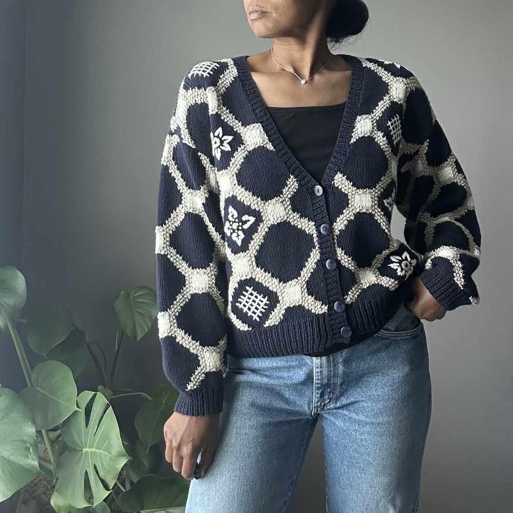 Vintage Robert Scott Cardigan Sweater Women L Navy Blue Embroidered Geometric‎